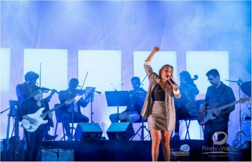 ANA BACALHAU E O QUARTETO VERAZIN JUNTAM-SE NUM CONCERTO SURPREENDENTE